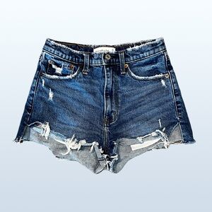 Abercrombie & Fitch Mom Short High-Rise in Dark Wash, Size 0/25
